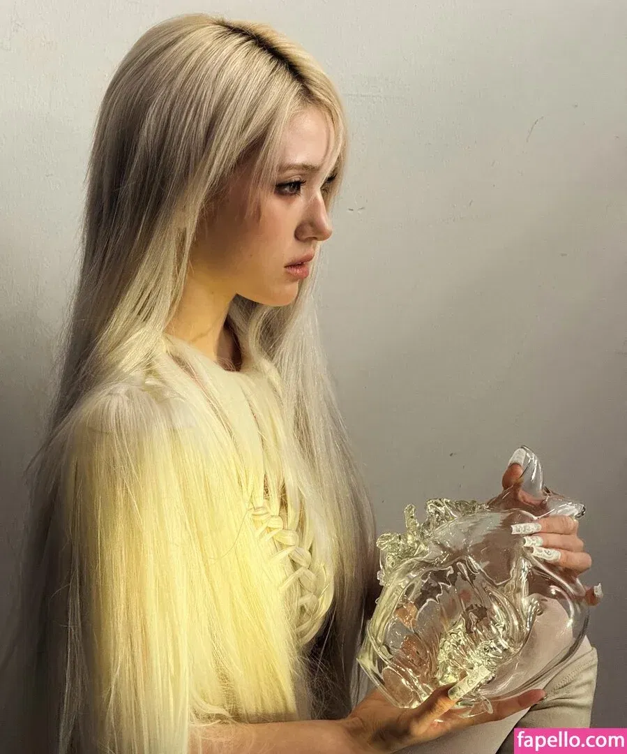 Jeon Somi Onlyfans Photo Gallery 