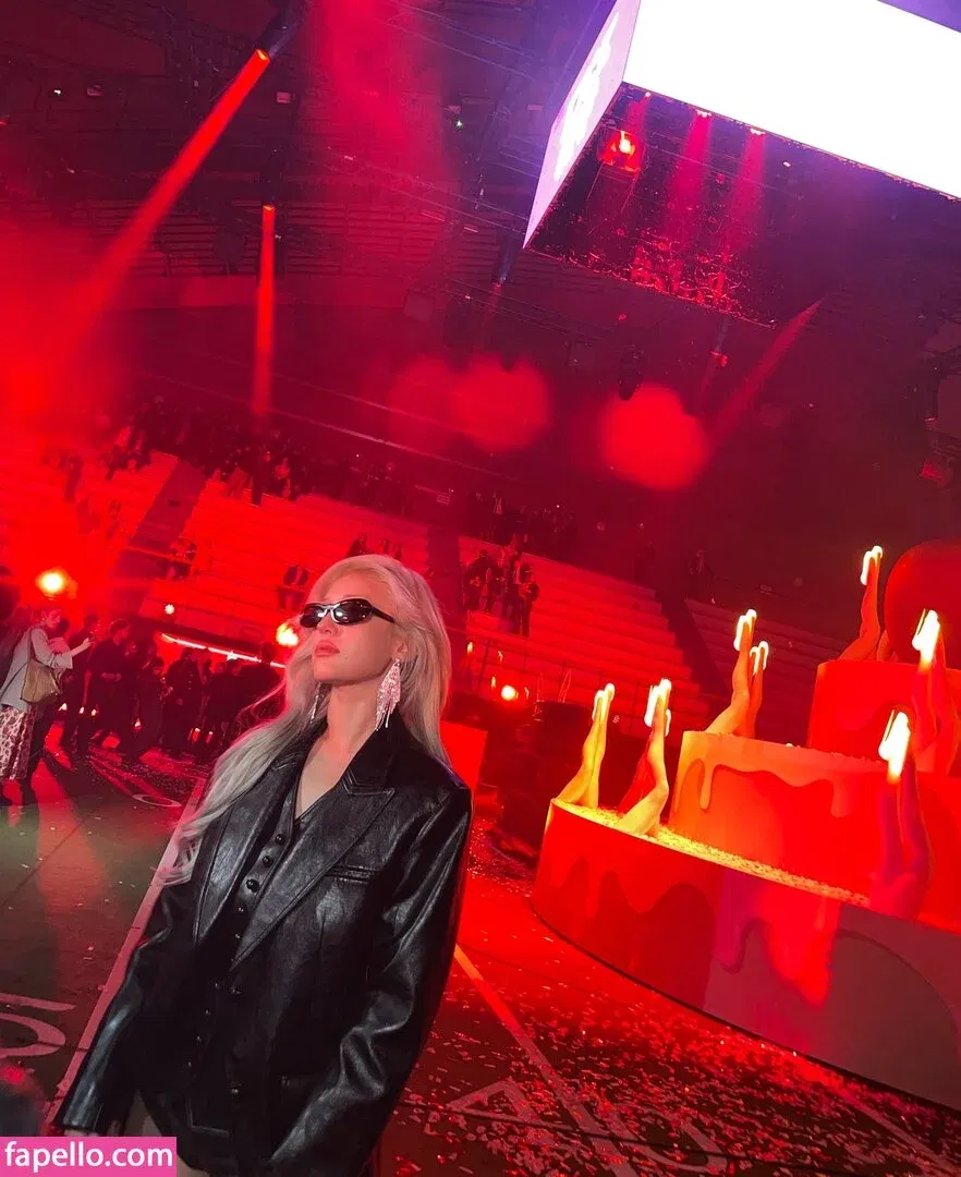 Jeon Somi Onlyfans Photo Gallery 