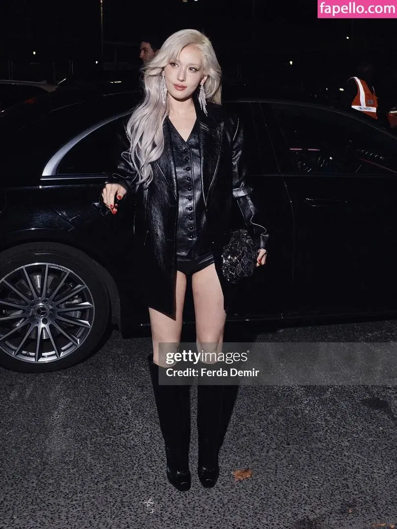 Jeon Somi Onlyfans Photo Gallery 