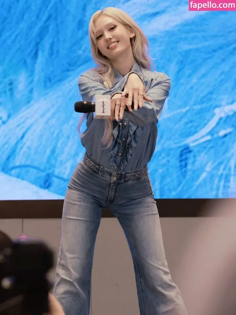 Jeon Somi Onlyfans Photo Gallery 