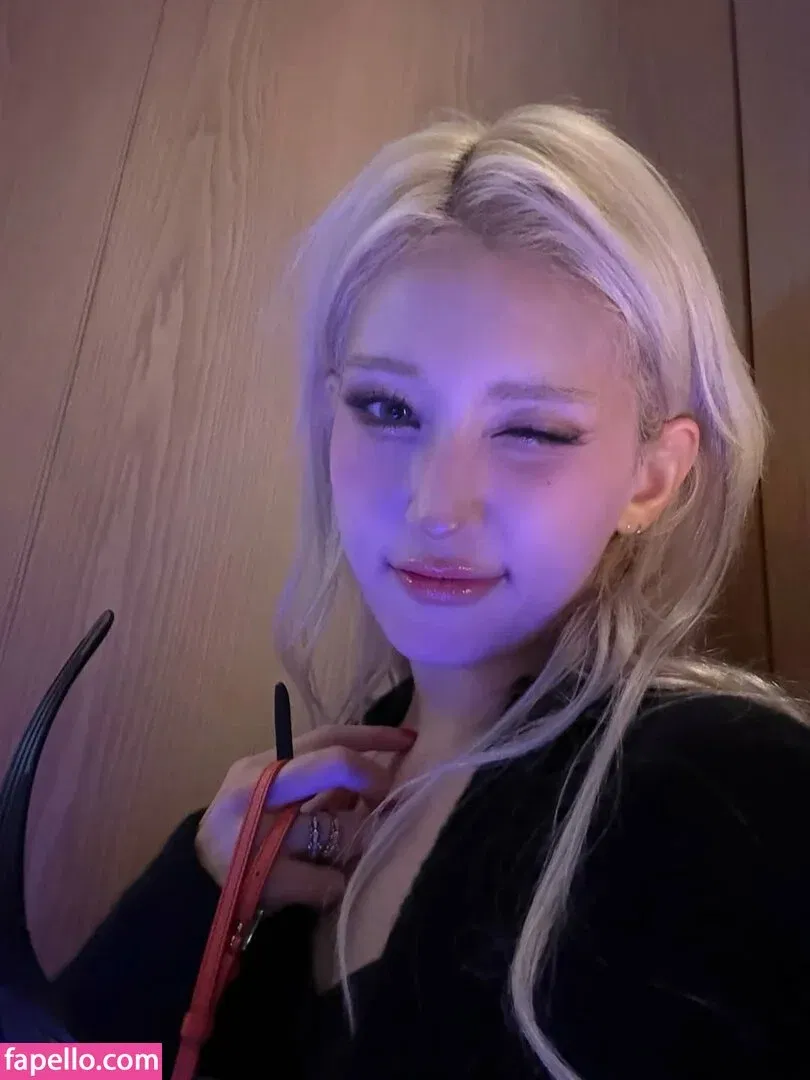 Jeon Somi Onlyfans Photo Gallery 