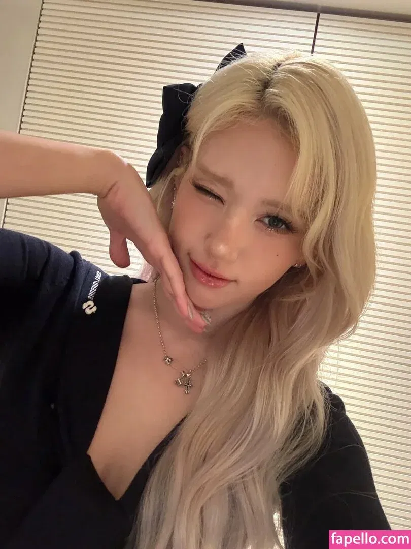 Jeon Somi Onlyfans Photo Gallery 