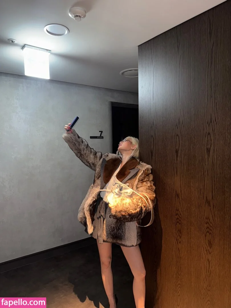 Jeon Somi Onlyfans Photo Gallery 