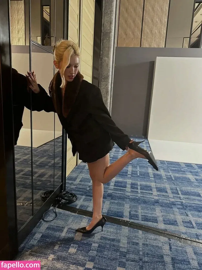 Jeon Somi Onlyfans Photo Gallery 