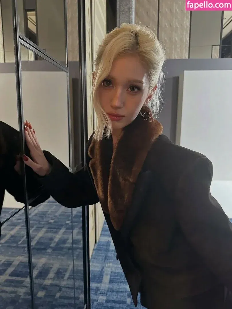 Jeon Somi Onlyfans Photo Gallery 