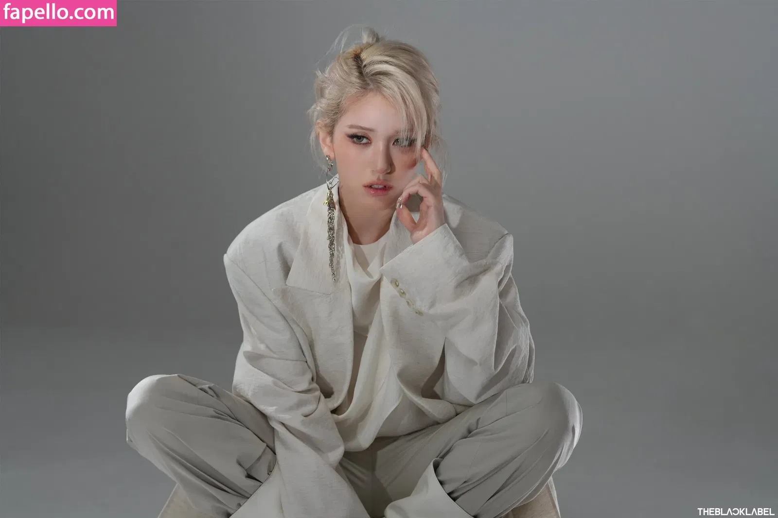 Jeon Somi Onlyfans Photo Gallery 