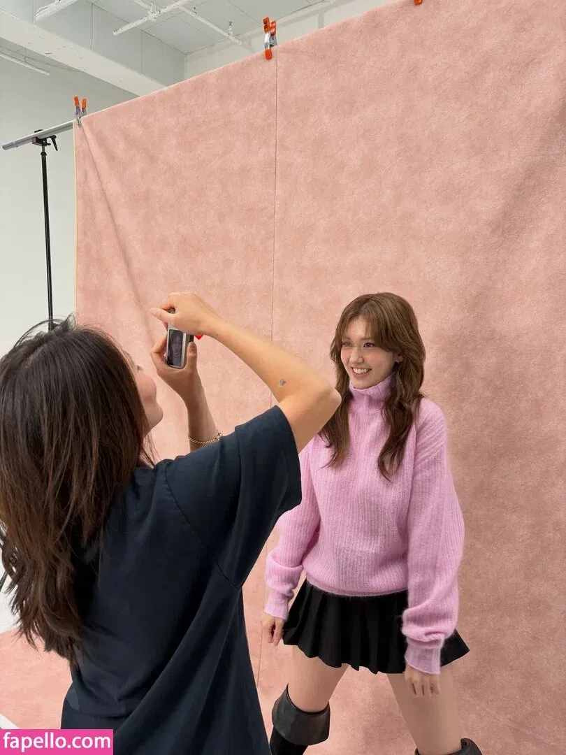 Jeon Somi Onlyfans Photo Gallery 