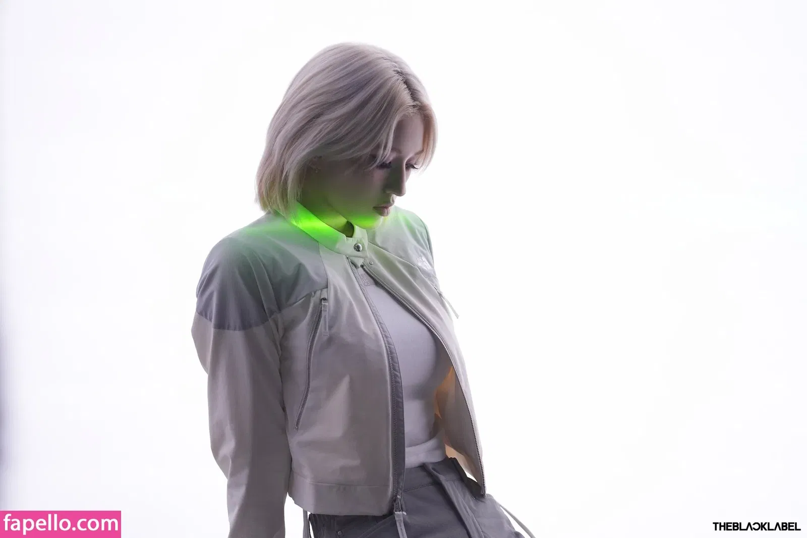 Jeon Somi Onlyfans Photo Gallery 