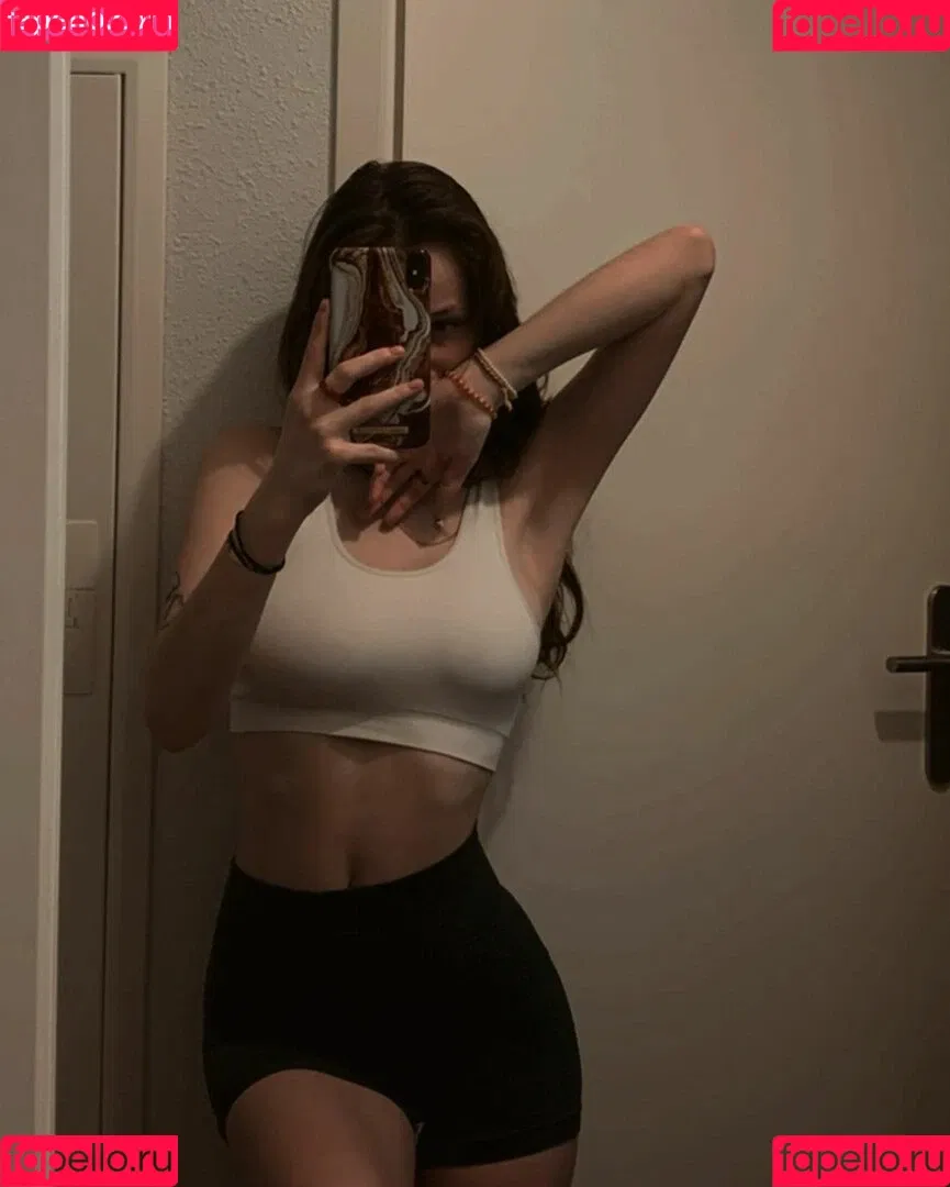 Caponce Onlyfans Photo Gallery 