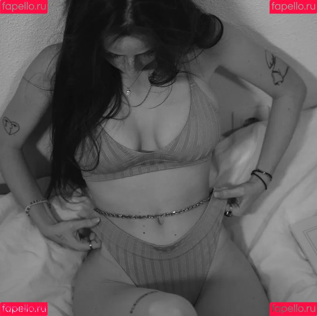 Caponce Onlyfans Photo Gallery 