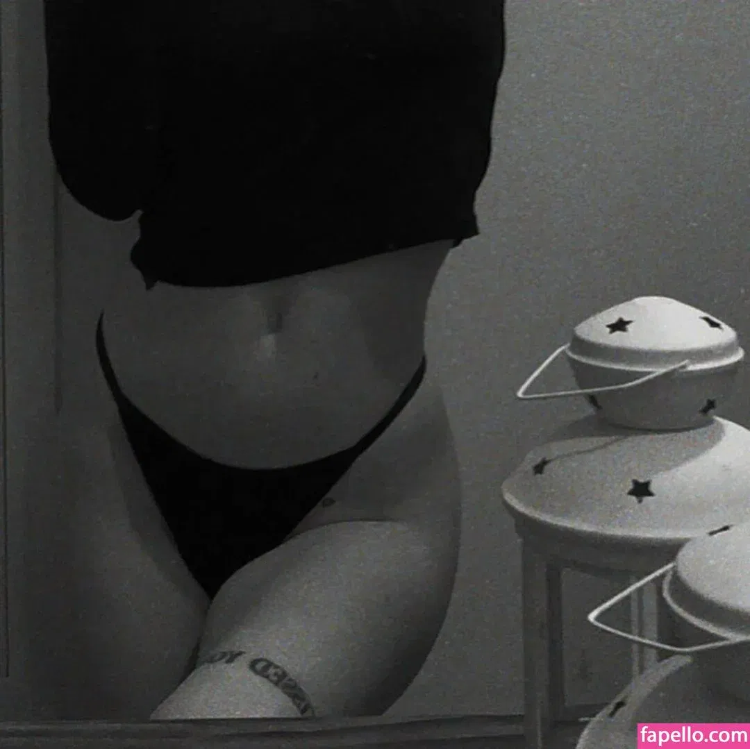 Caponce Onlyfans Photo Gallery 