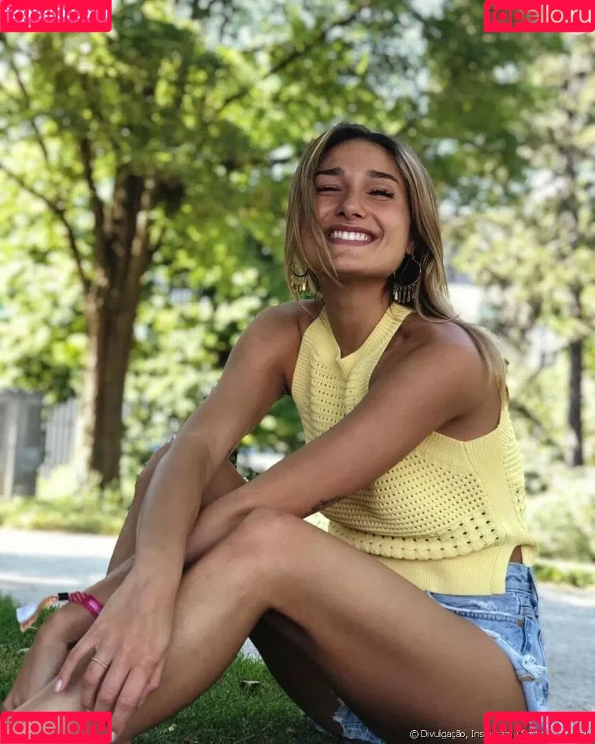 Sasha Meneghel Onlyfans Photo Gallery 