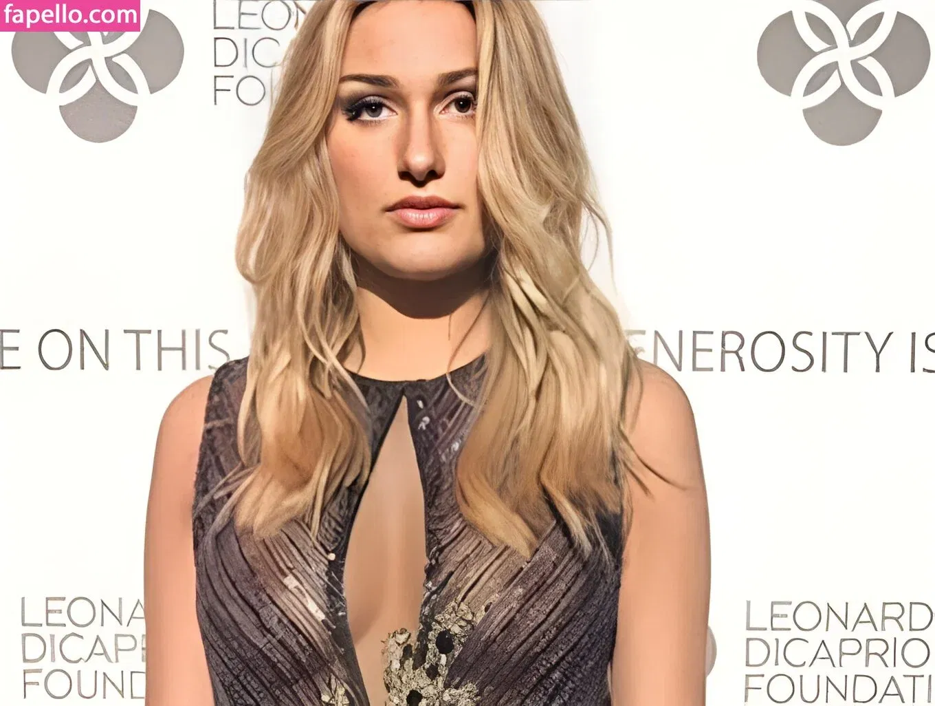 Sasha Meneghel Onlyfans Photo Gallery 