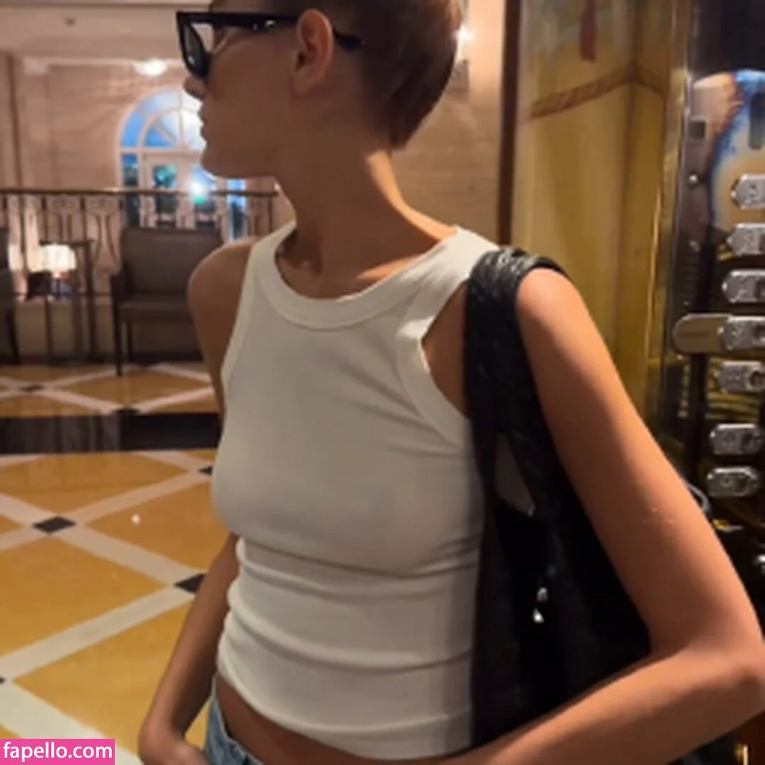 Sasha Meneghel Onlyfans Photo Gallery 