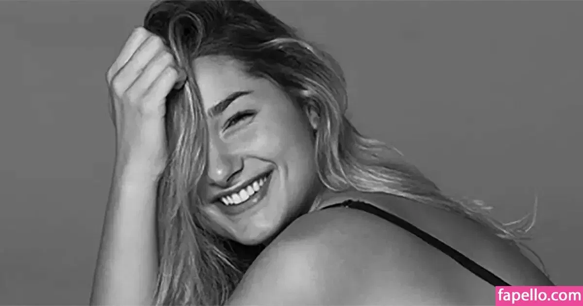 Sasha Meneghel Onlyfans Photo Gallery 