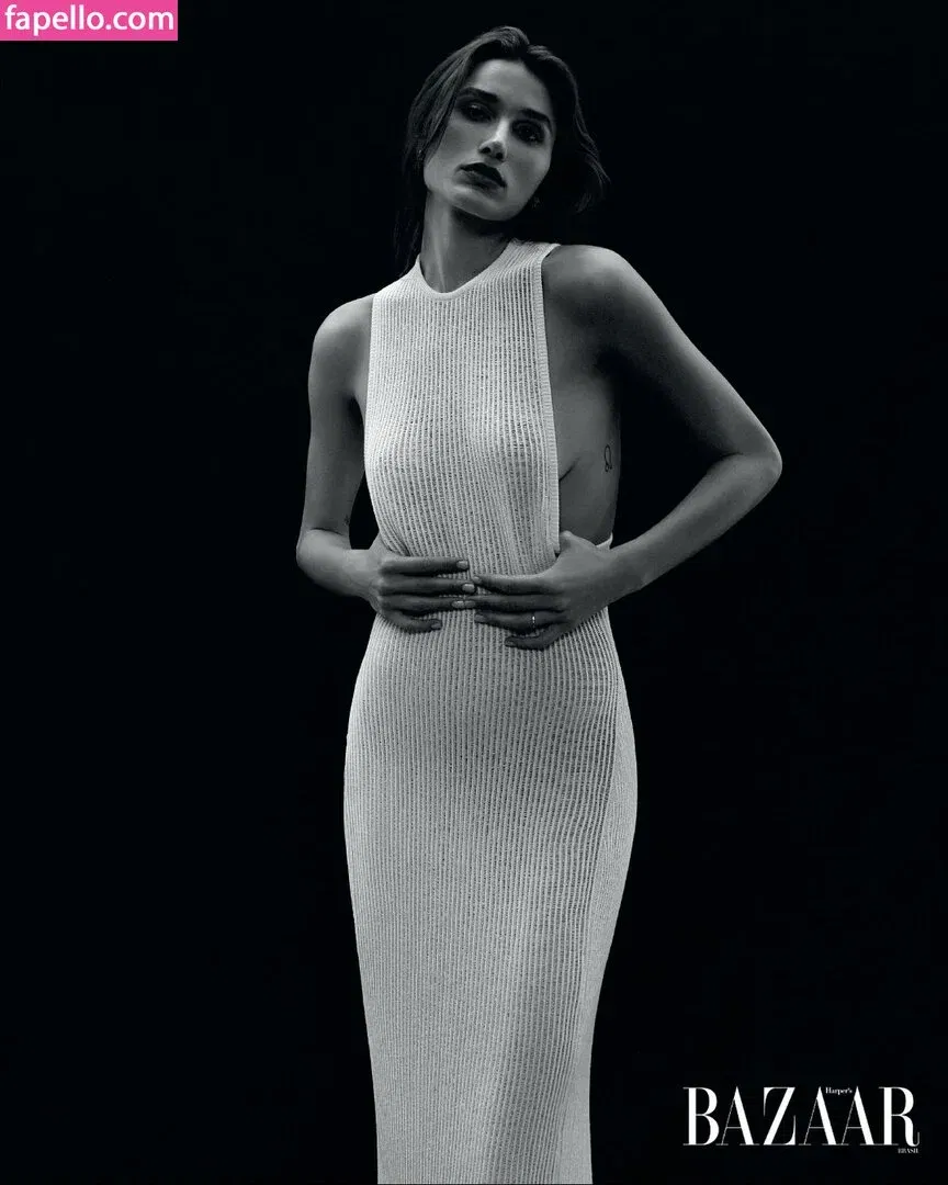 Sasha Meneghel Onlyfans Photo Gallery 