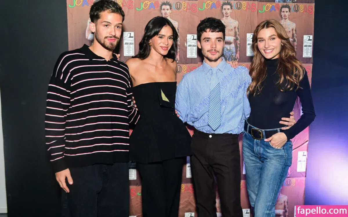 Sasha Meneghel Onlyfans Photo Gallery 