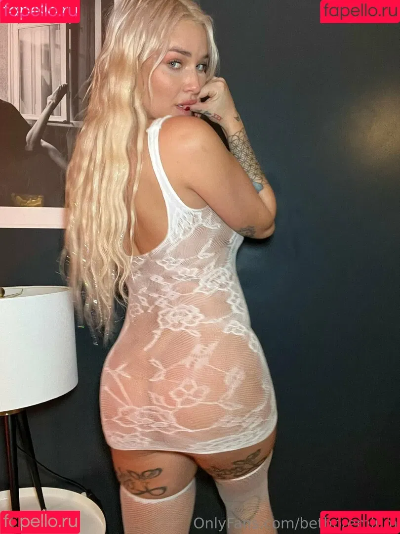 bethpremium Onlyfans Photo Gallery 
