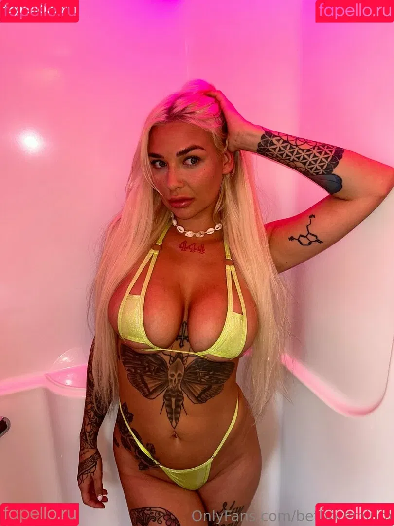 bethpremium Onlyfans Photo Gallery 