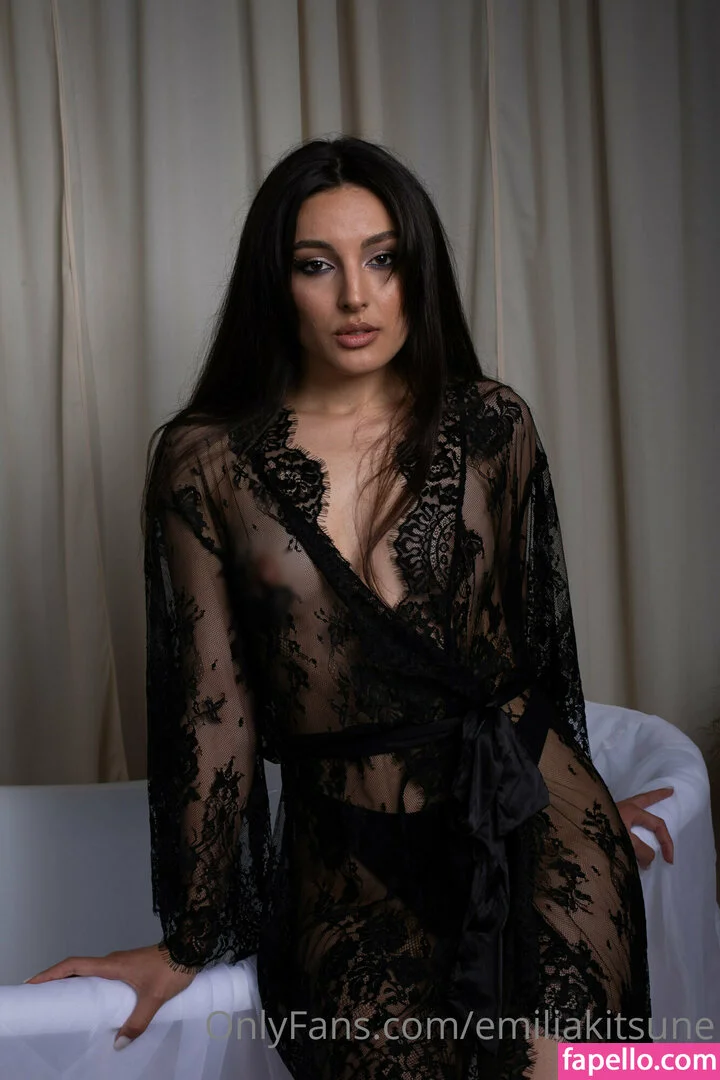 onlyemiliaa Onlyfans Photo Gallery 