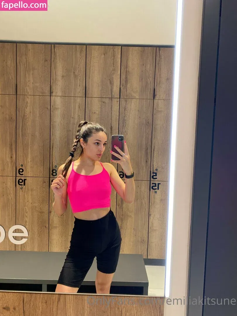 onlyemiliaa Onlyfans Photo Gallery 