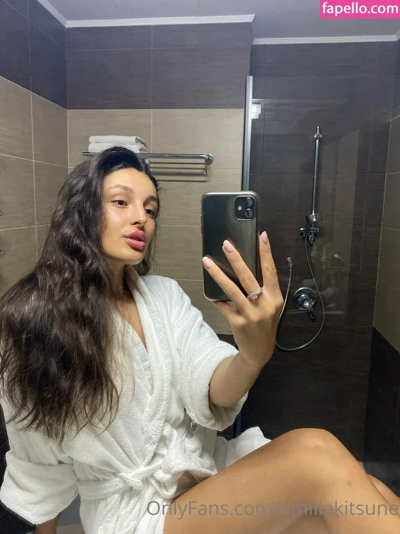 onlyemiliaa Onlyfans Photo Gallery 