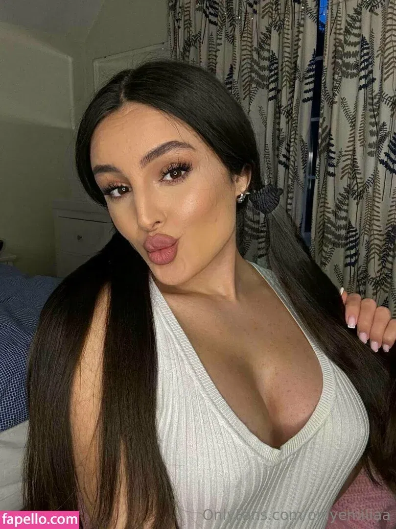 onlyemiliaa Onlyfans Photo Gallery 