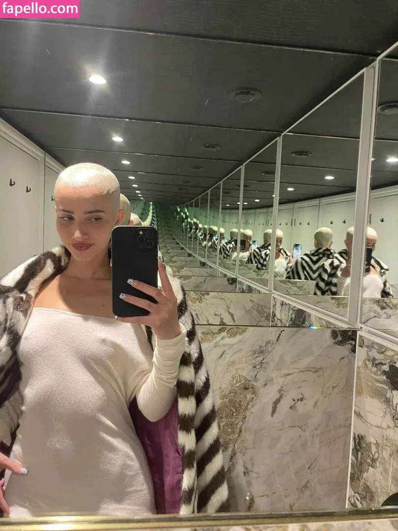 Daisy Delancey Onlyfans Photo Gallery 