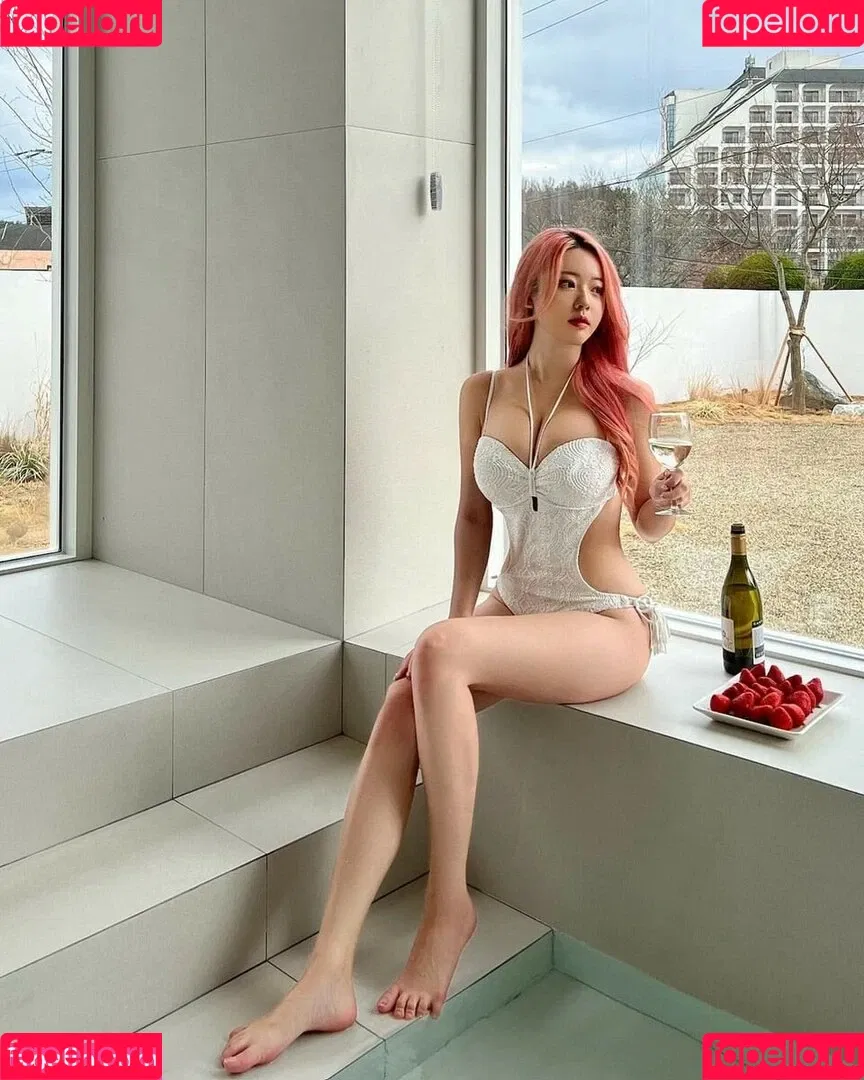 seon_h_e Onlyfans Photo Gallery 