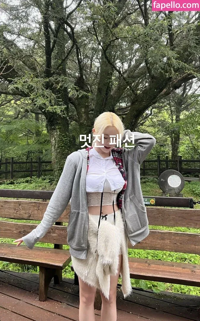 seon_h_e Onlyfans Photo Gallery 