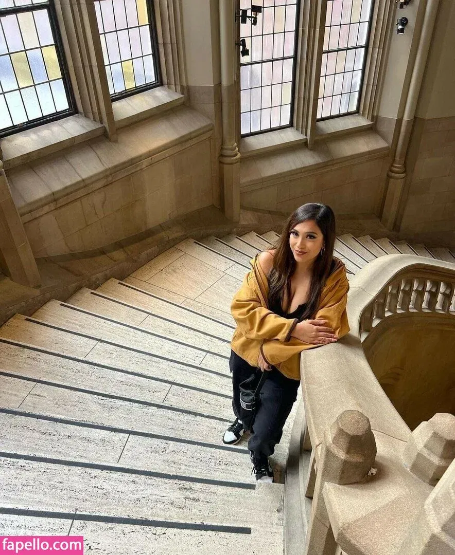 itsizziman | Iman "Izzy" Ramzan Onlyfans Photo Gallery 