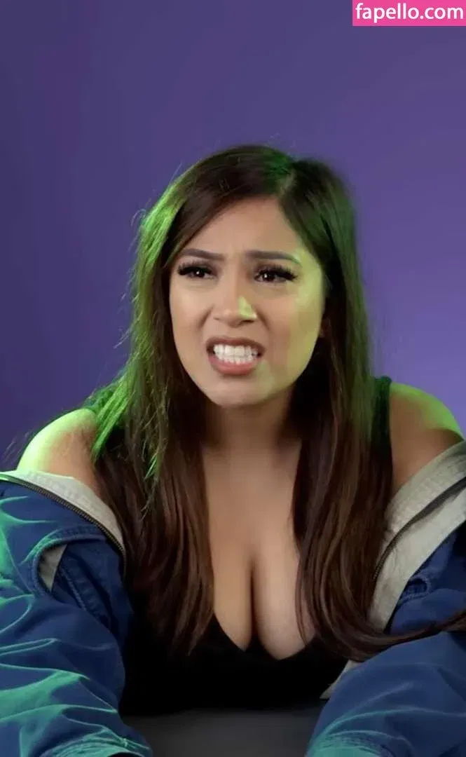 itsizziman | Iman "Izzy" Ramzan Onlyfans Photo Gallery 