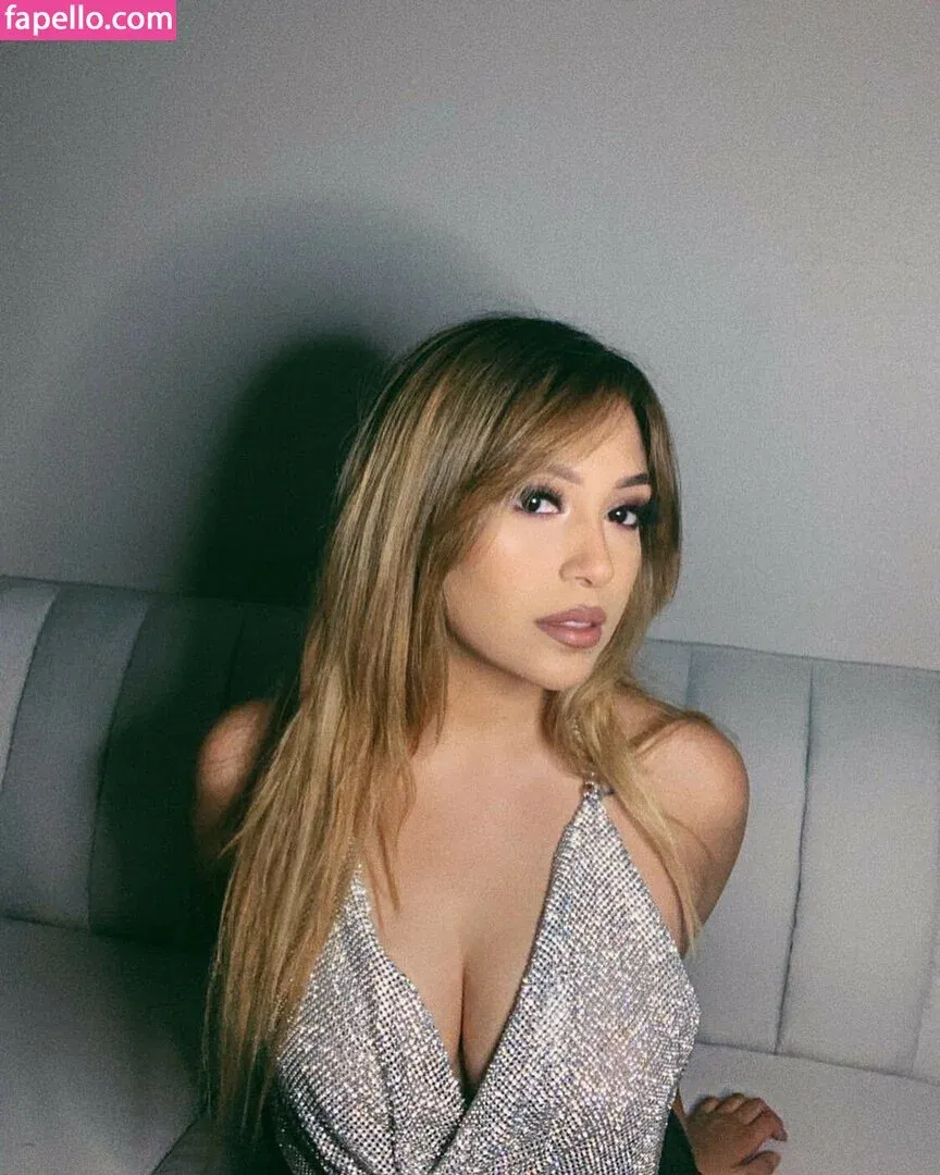 itsizziman | Iman "Izzy" Ramzan Onlyfans Photo Gallery 