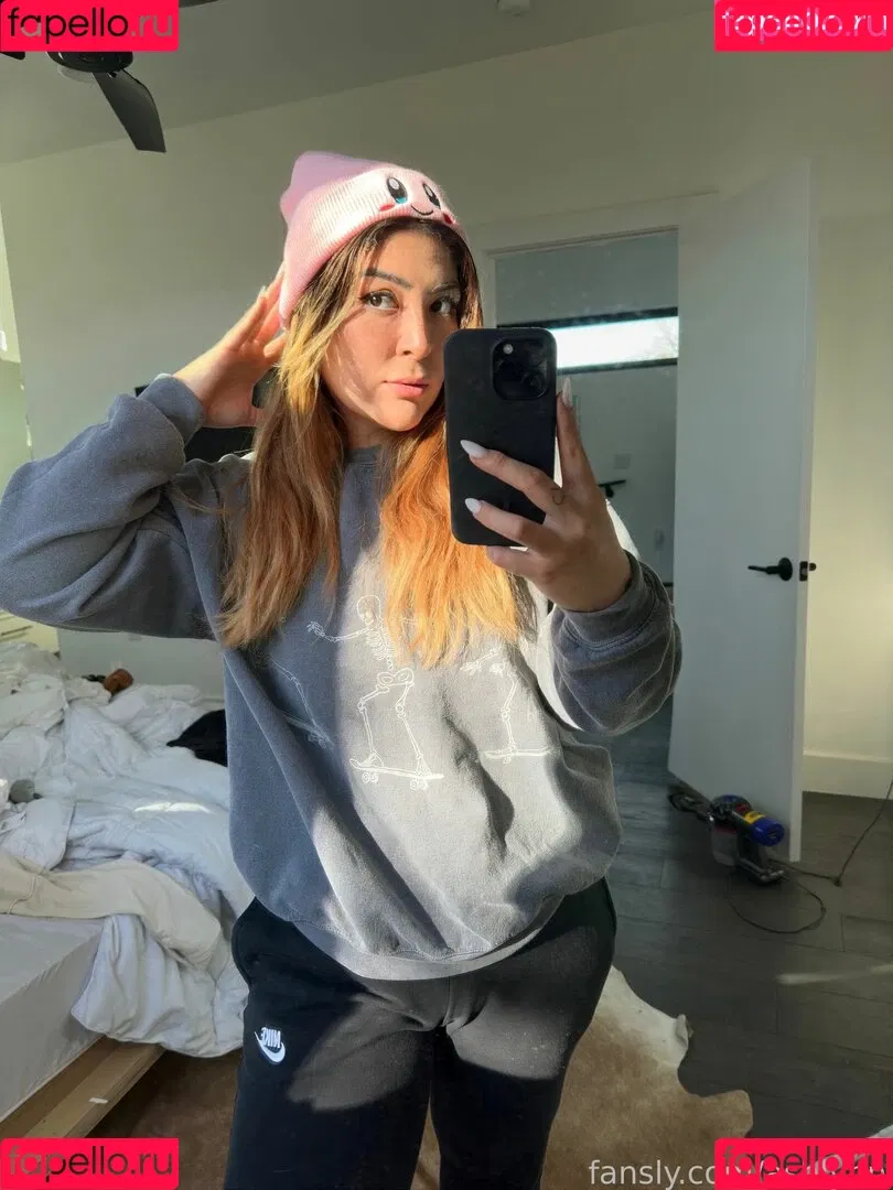Ashlynn Arias Onlyfans Photo Gallery 