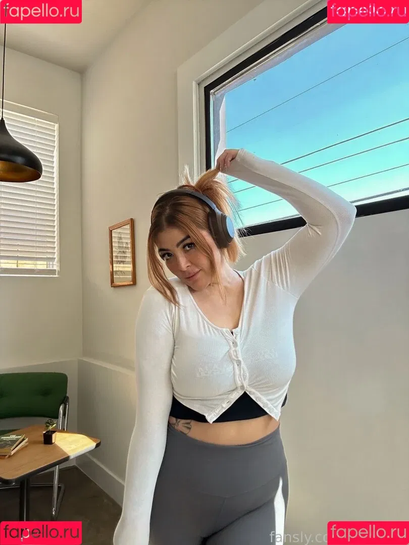 Ashlynn Arias Onlyfans Photo Gallery 