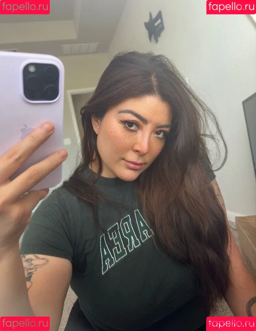 Ashlynn Arias Onlyfans Photo Gallery 