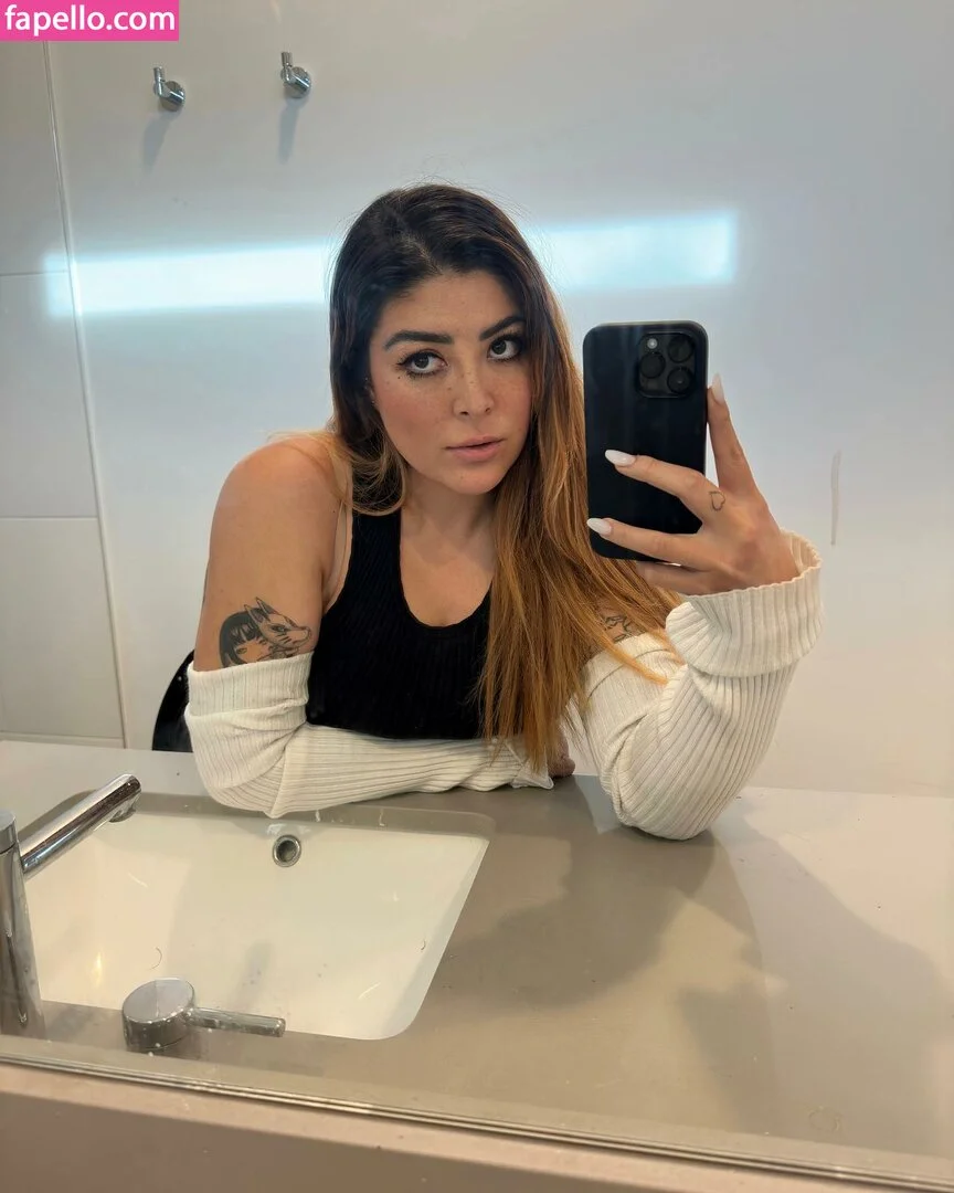 Ashlynn Arias Onlyfans Photo Gallery 