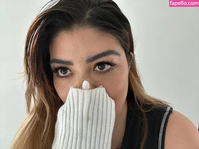 Ashlynn Arias Onlyfans Photo Gallery 