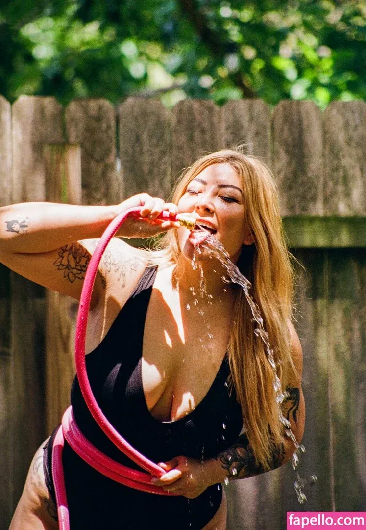 Ashlynn Arias Onlyfans Photo Gallery 