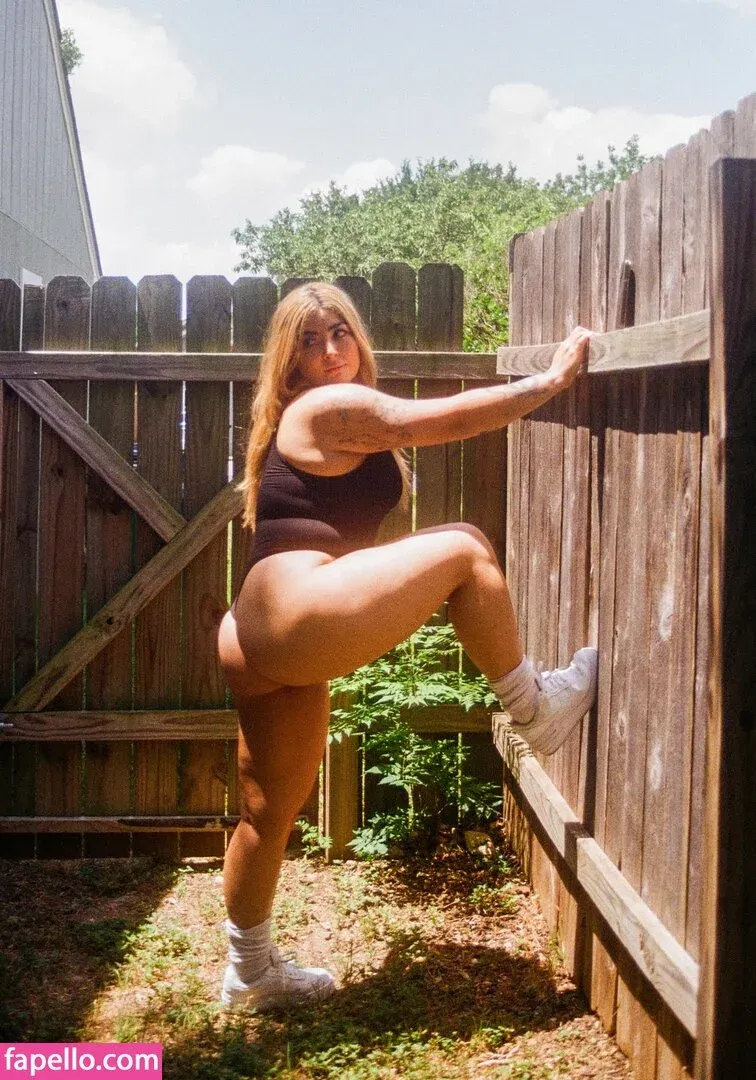 Ashlynn Arias Onlyfans Photo Gallery 