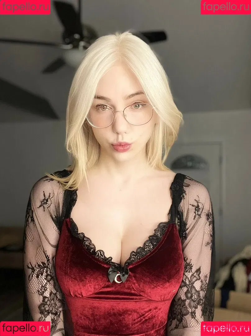 Zheanna Erose Onlyfans Photo Gallery 