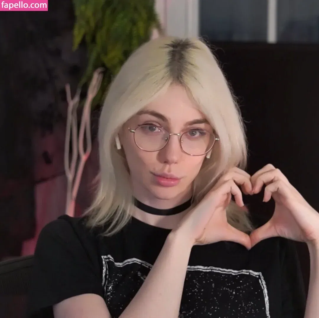 Zheanna Erose Onlyfans Photo Gallery 