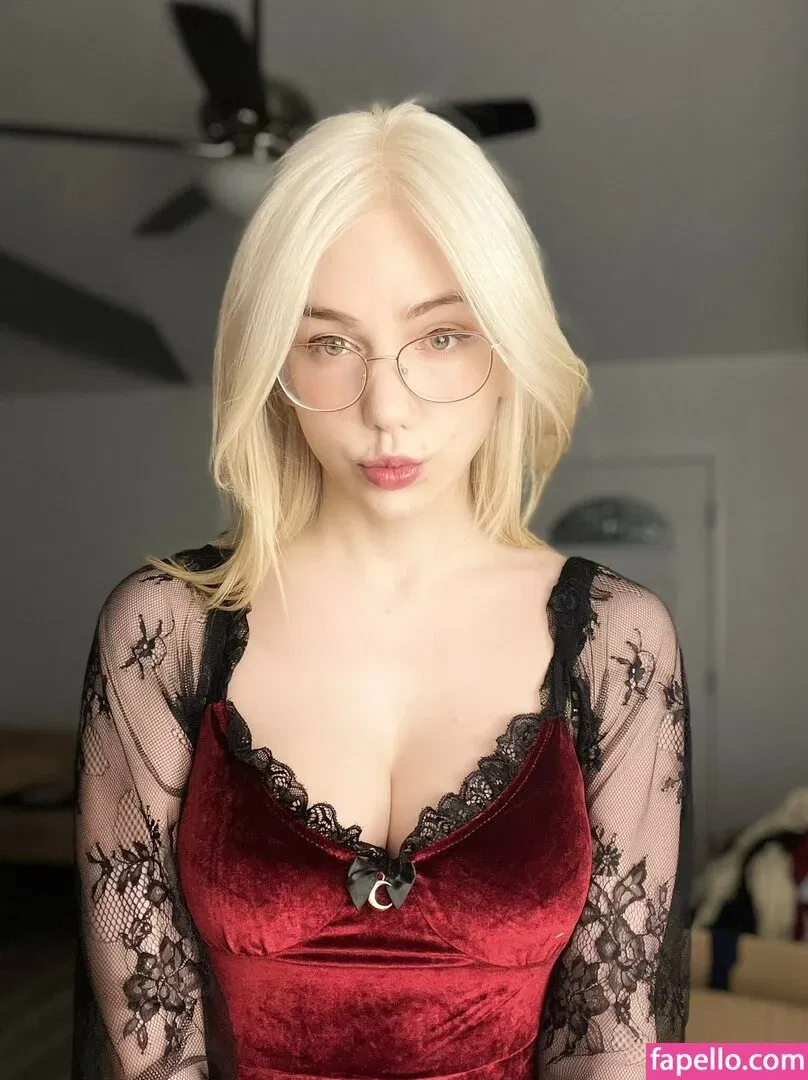 Zheanna Erose Onlyfans Photo Gallery 