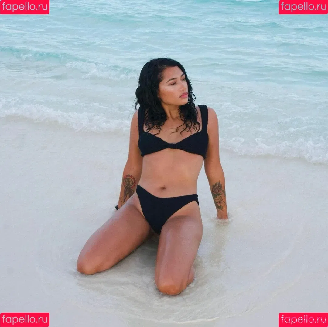 Vanessa White Onlyfans Photo Gallery 