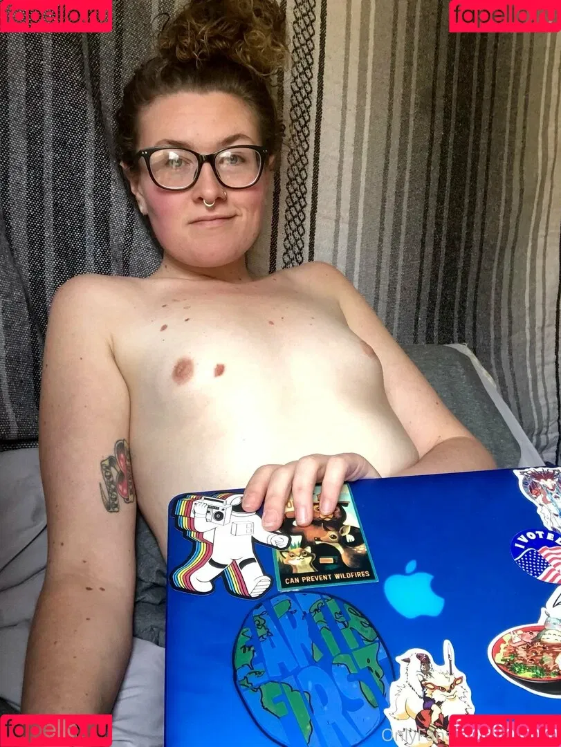 mild0ne Onlyfans Photo Gallery 