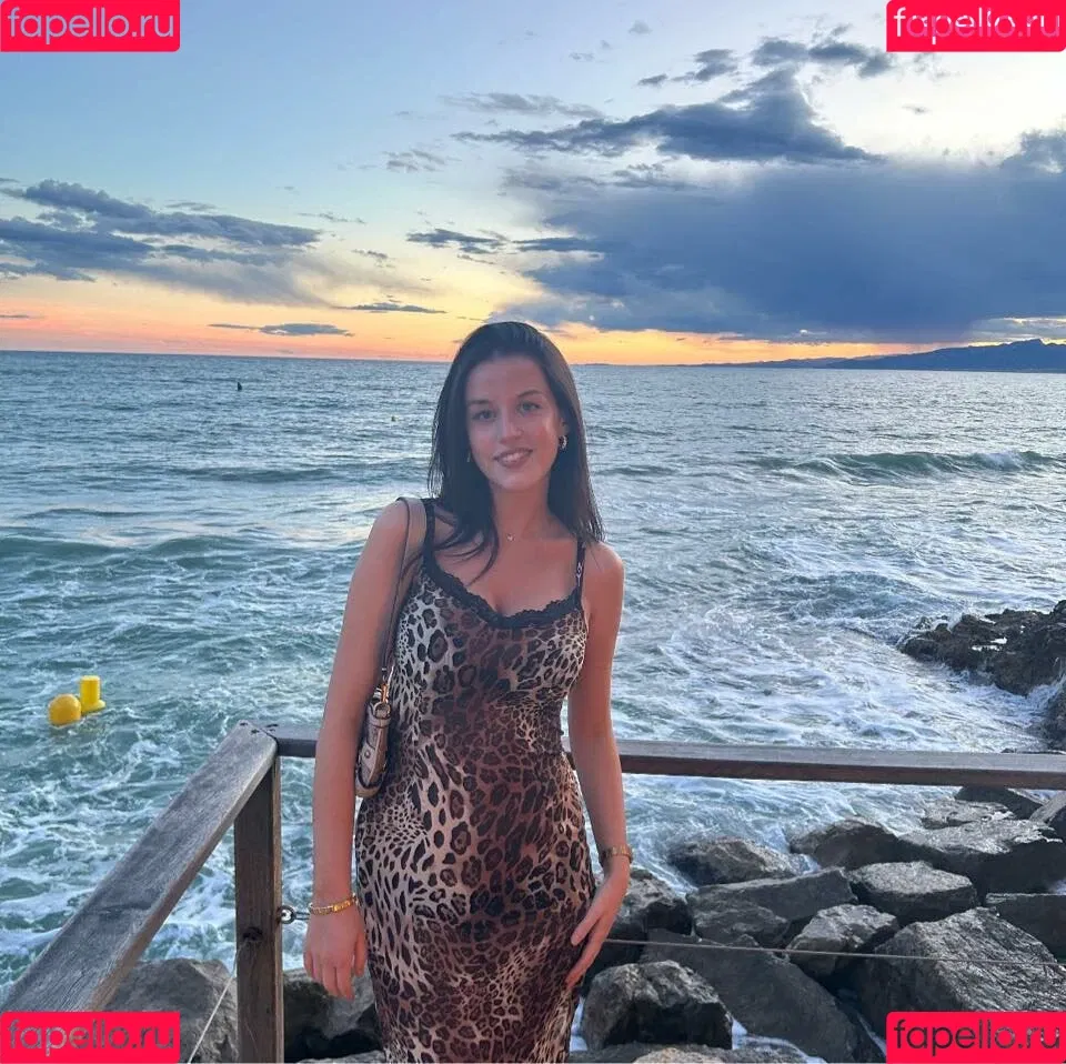 Lucy McCullough Onlyfans Photo Gallery 