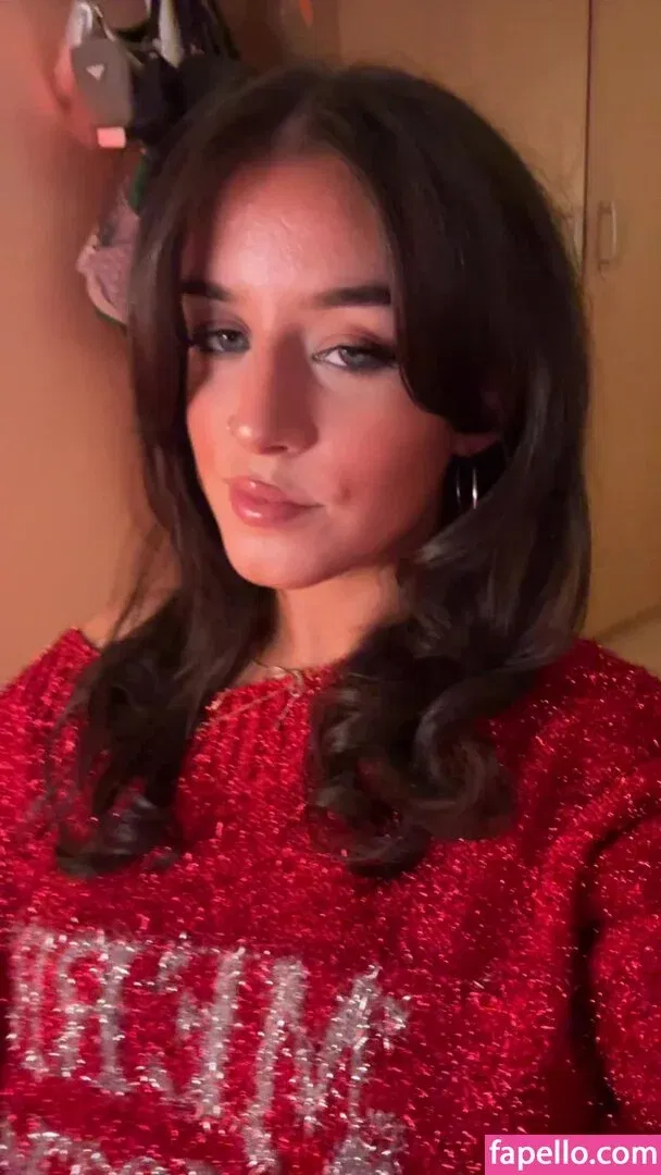 Lucy McCullough Onlyfans Photo Gallery 