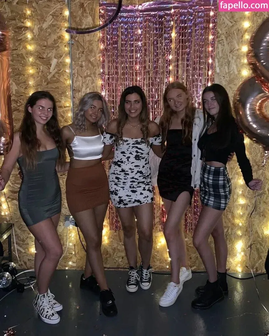 Lucy McCullough Onlyfans Photo Gallery 