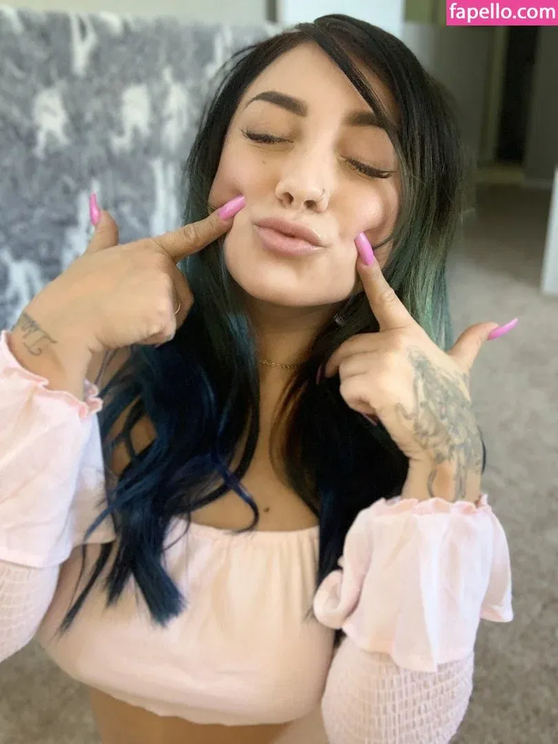 Lina Bina Onlyfans Photo Gallery 