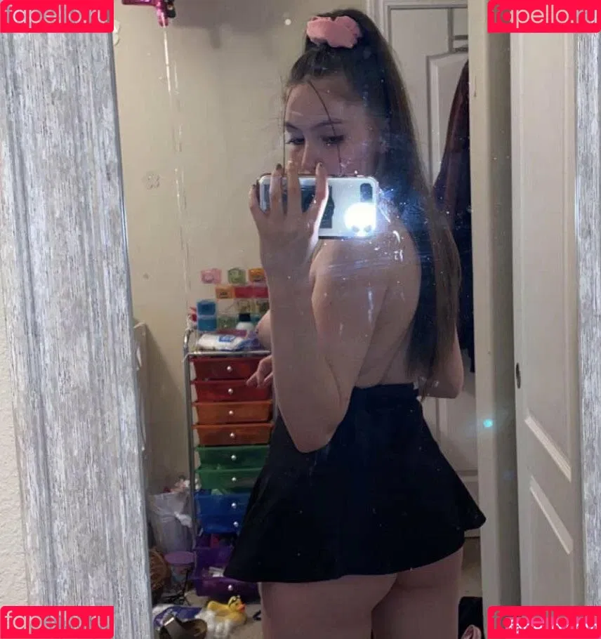 Torrence Onlyfans Photo Gallery 
